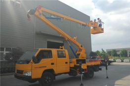 江西九江客户自提江铃高空作业车